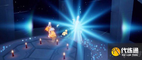 《光遇》幽蓝斗篷展示 2022灯泡幽蓝斗篷复刻