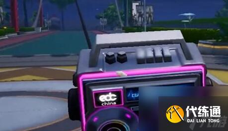 和平精英空投节电音派对的位置